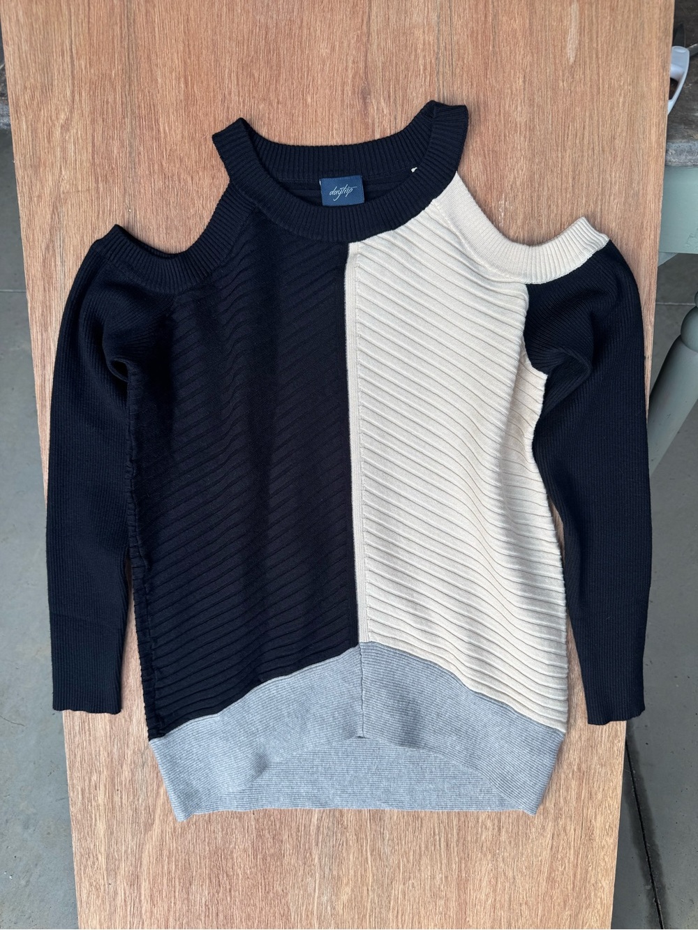 Daytrip Off-the-Shoulder Colorblock Sweater in Black, Cream & Gray